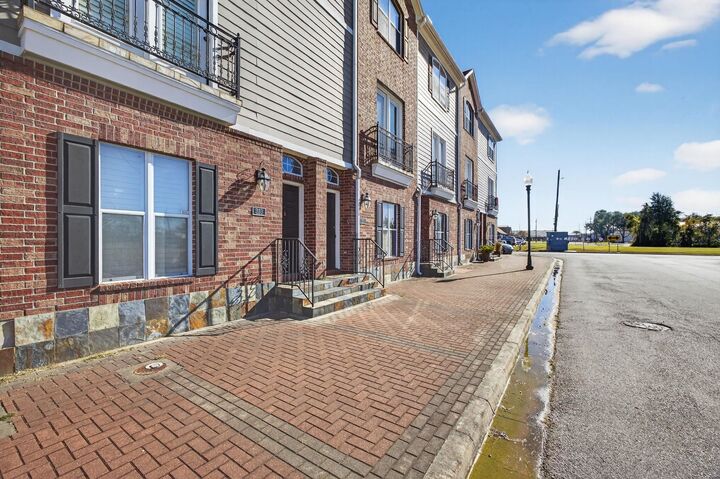 Property Photo:  320 Cathedral Sq  TX 77701 