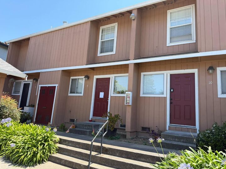 Property Photo:  1821 Hill Avenue  CA 94541 