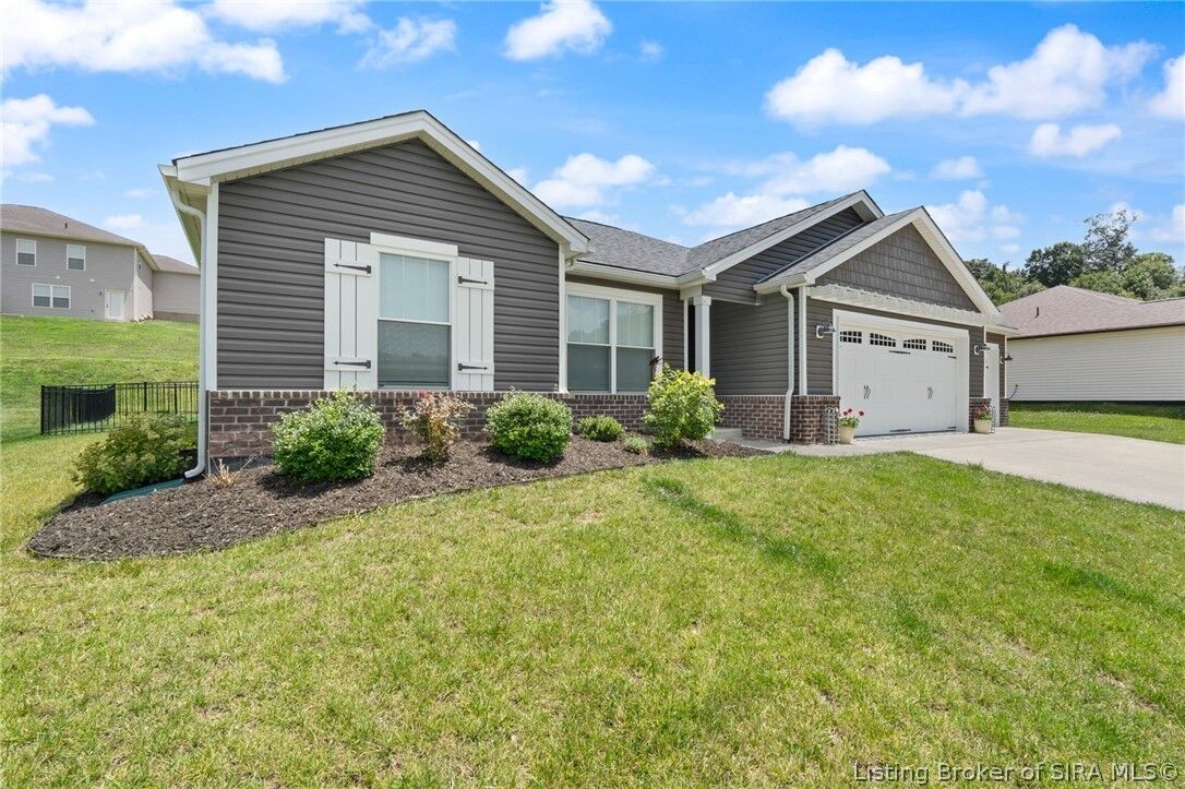 Property Photo: 4103 Cedar Creek Court IN 47119