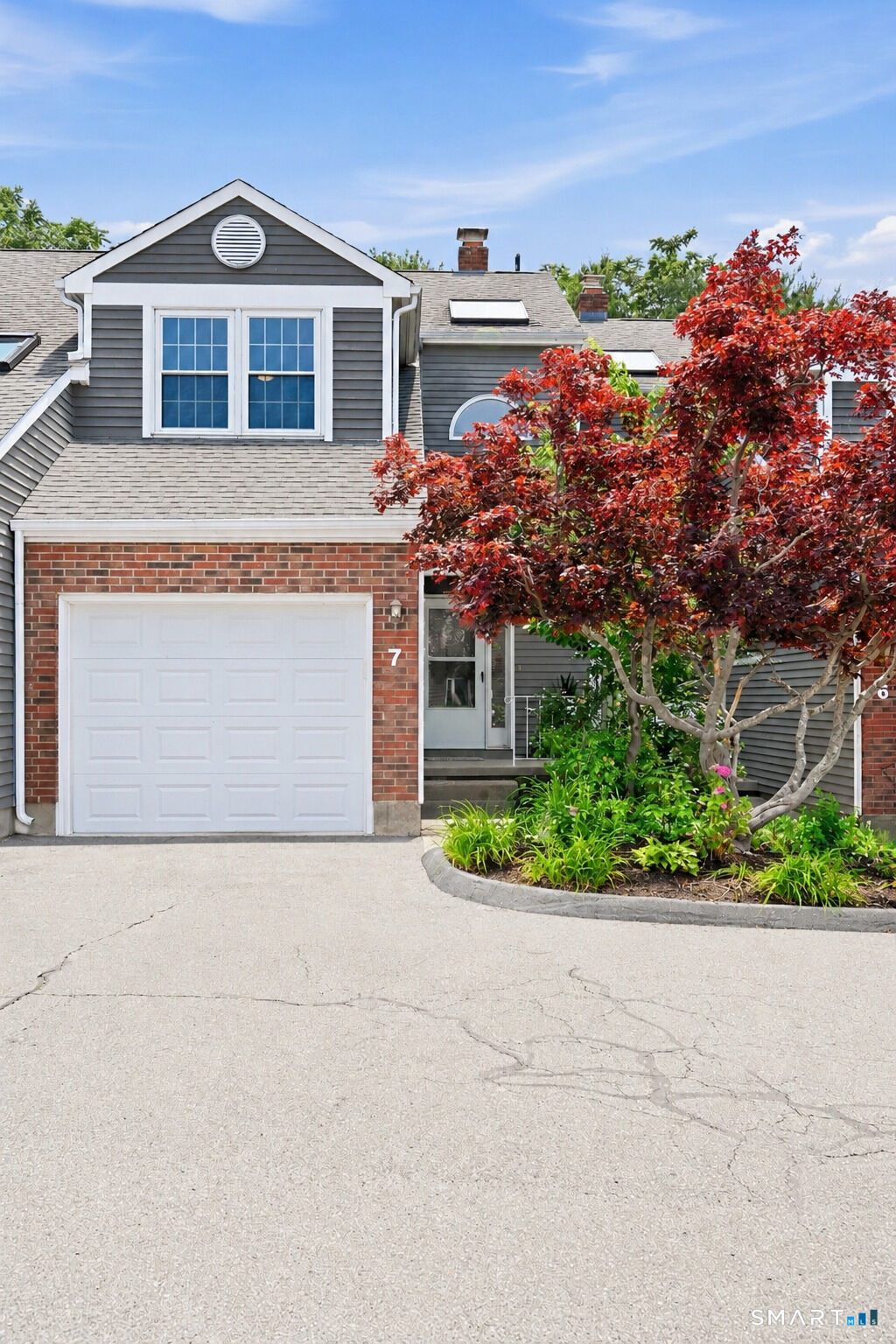 Property Photo: 1325 Farmington Avenue 7 CT 06010