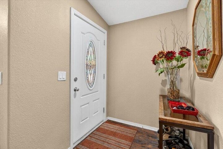 Property Photo:  219 Eagle Dr  WA 99109 