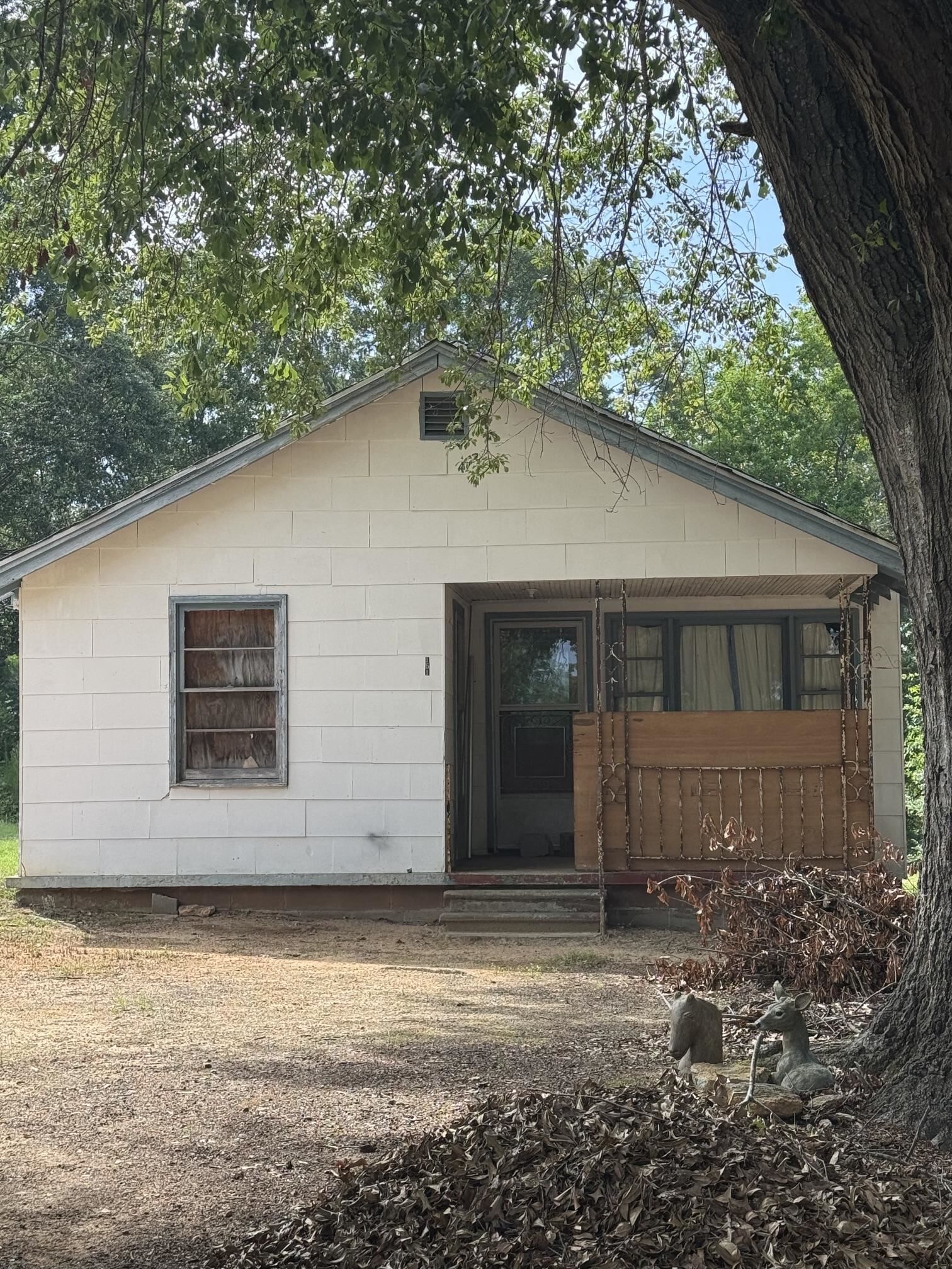 Property Photo: 141 B Dogwood Street SC 29372