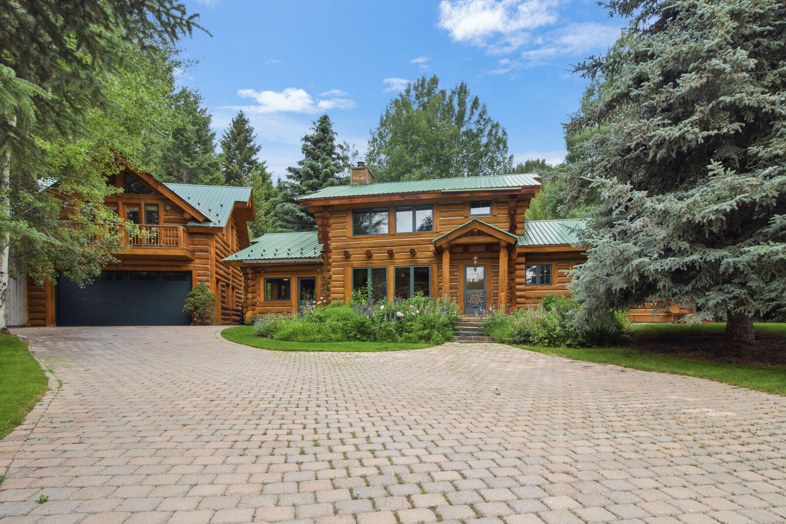 Property Photo: 246 Timberline Rd ID 83333