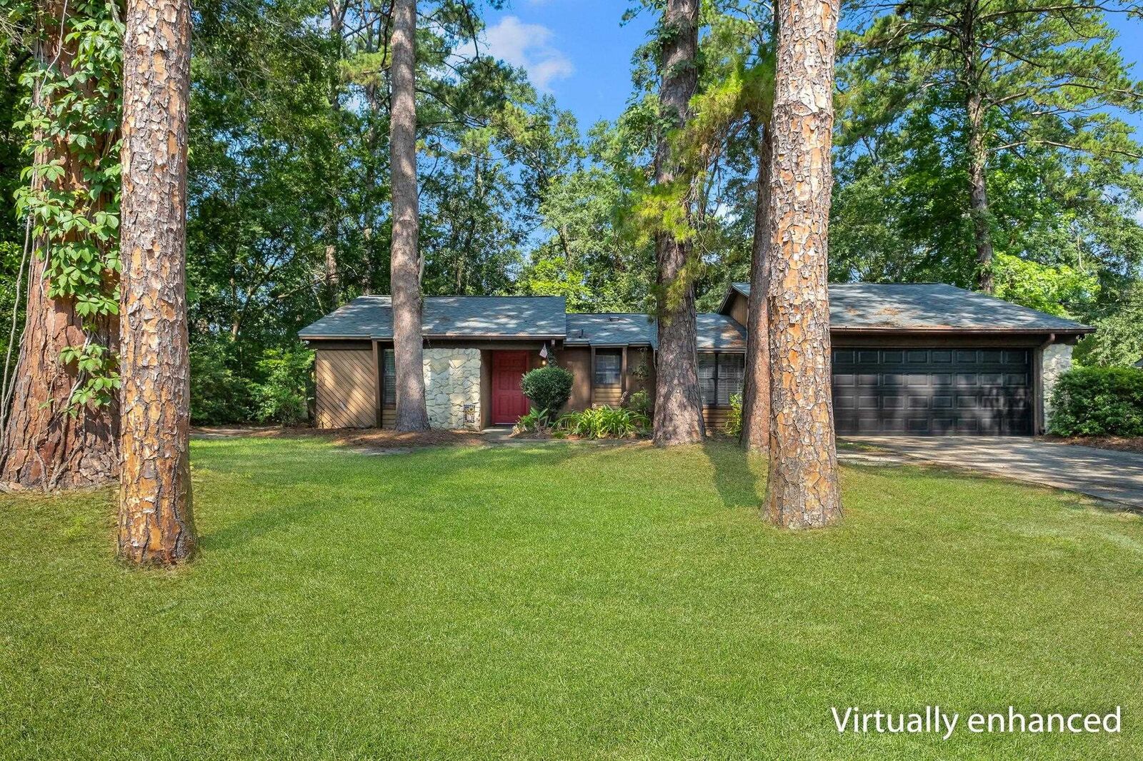 Property Photo:  1118 Woodbern Lane  FL 32304 