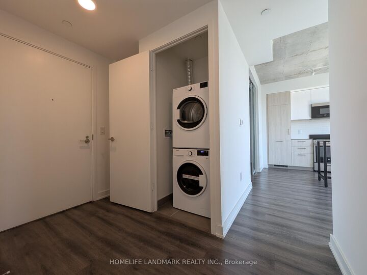 Property Photo:  65 Mutual Street 2801  ON M5B 0E5 
