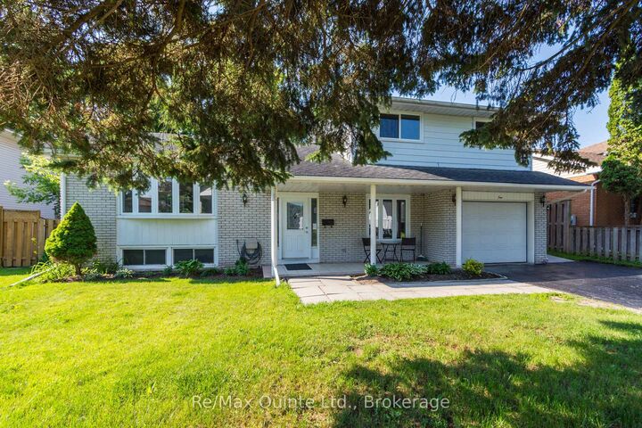 Property Photo: 5 Flint Drive ON K8N 5G4