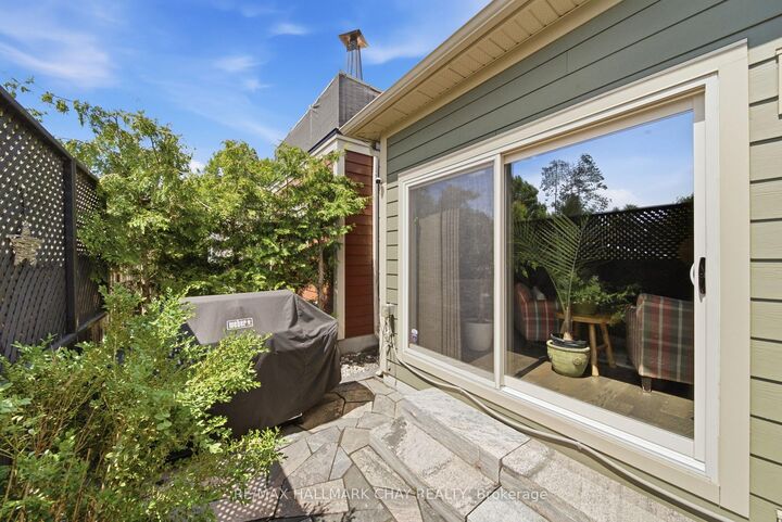 Property Photo: 3306 Summerhill Way ON L3V 0E1