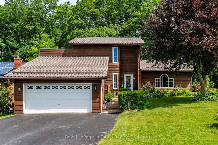 13 Hallen Drive — photo 1