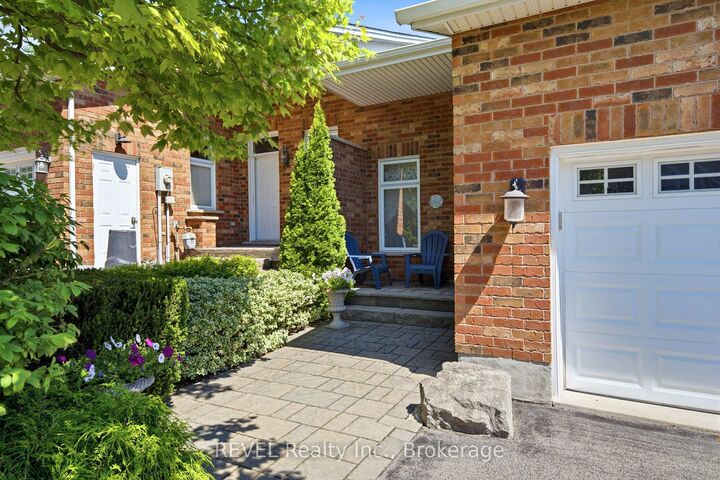 Property Photo: 6295 Forest Ridge Drive ON L2J 4K2