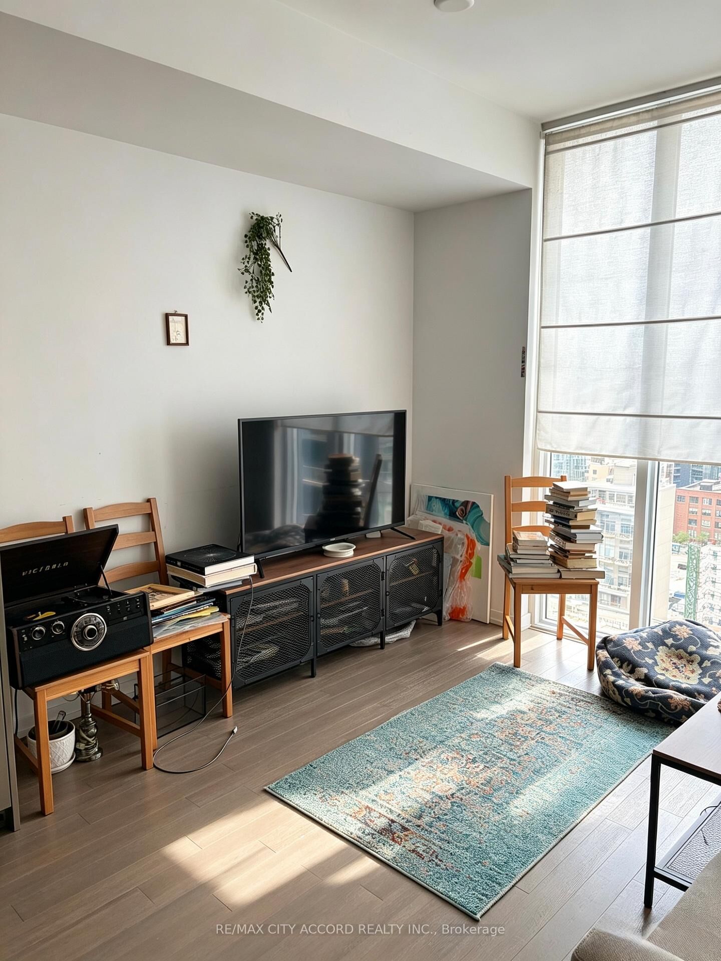 Property Photo:  101 Peter Street 2010  ON M5V 0P1 