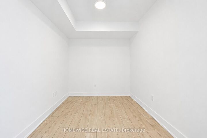 Property Photo:  858 Dupont Street 743  ON M6G 0C1 
