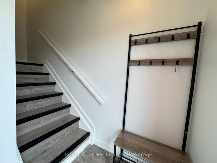 Property Photo:  133 Highriver Trail (Main)  ON L3C 0H6 