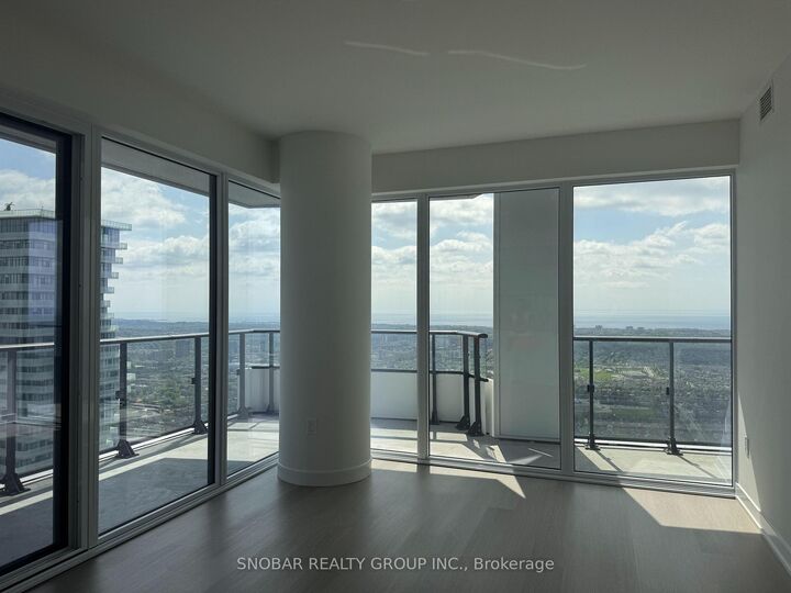 Property Photo: 448 Burnhamthorpe Road W 5708 ON L5B 0R4