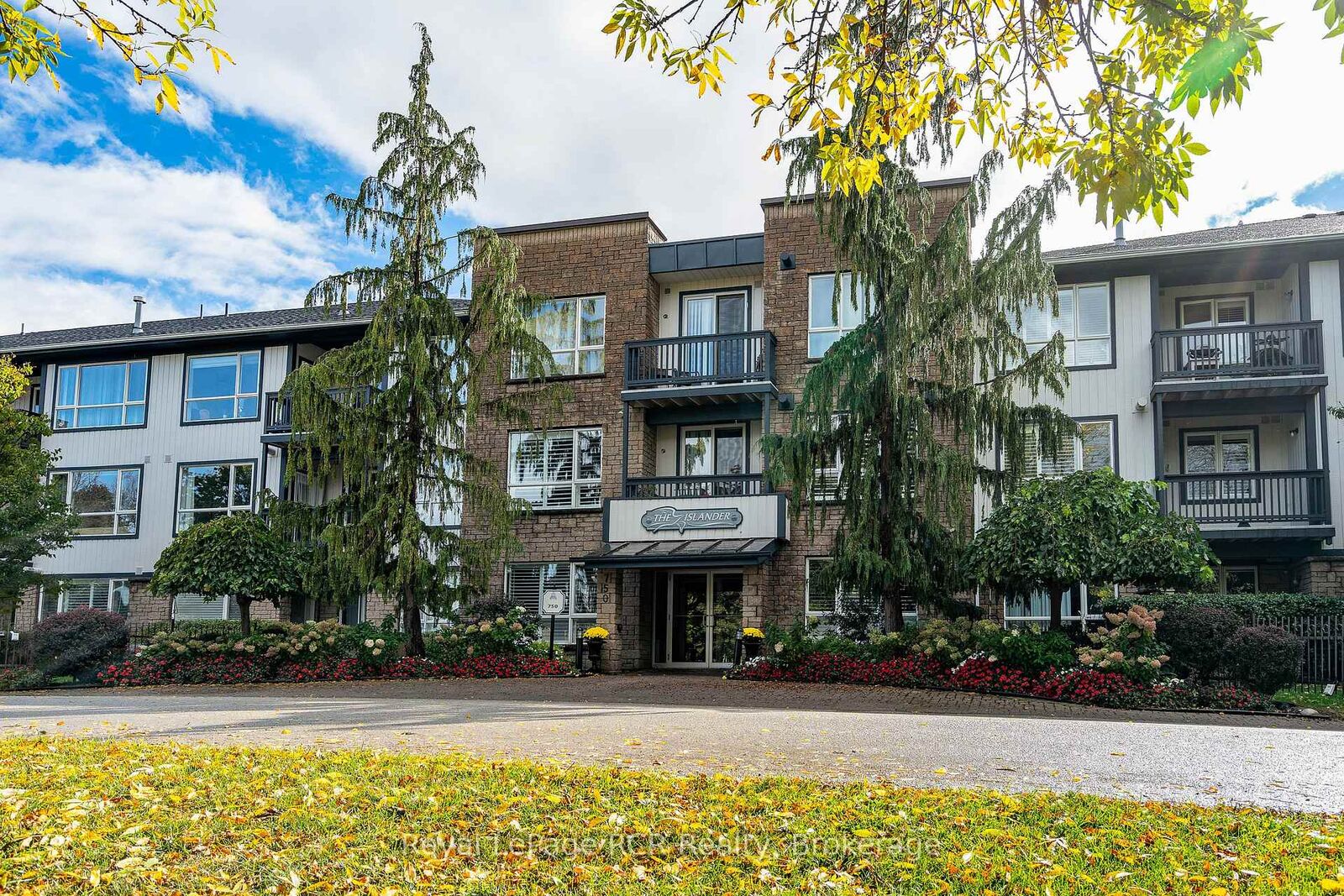 Photo de la propriété:  750 Johnston Park Avenue 2006  ON L9Y 5C7 