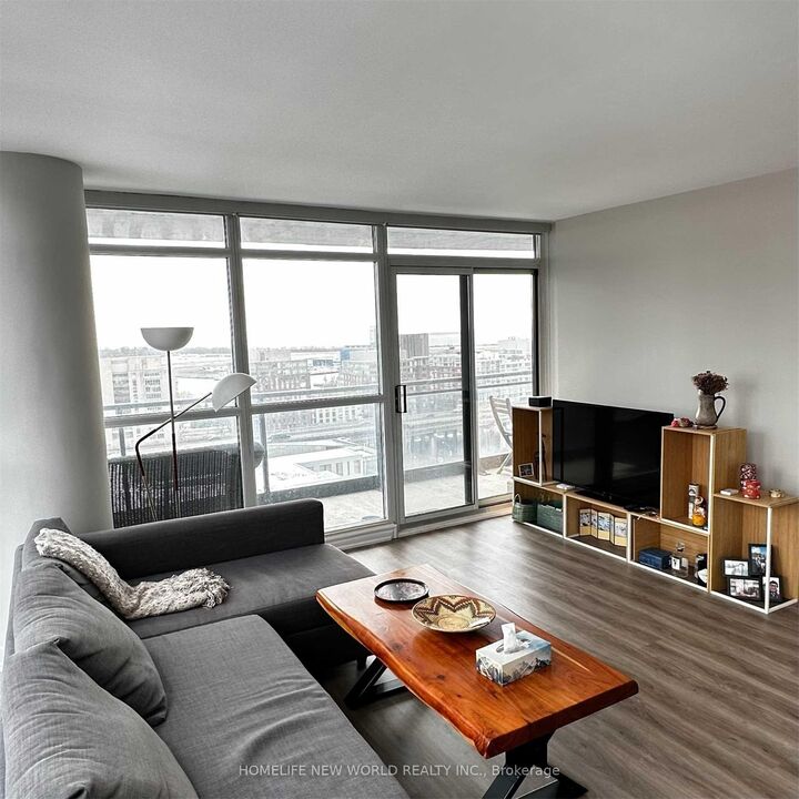 Property Photo:  8 Telegram Mews 1603  ON M5V 3Z5 