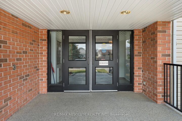 Property Photo: 16 Sheffield Street 107 ON K7S 0A2