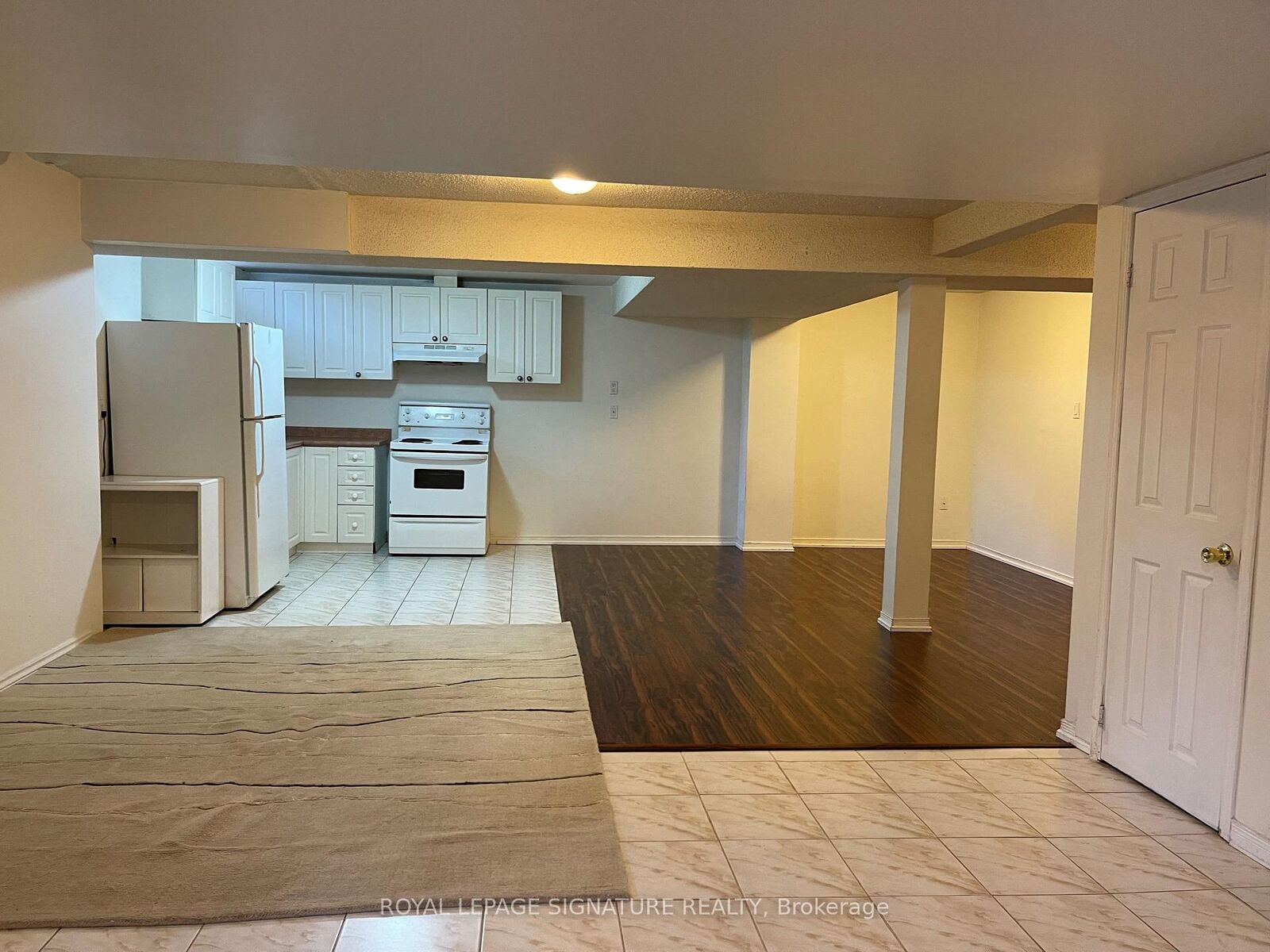 Property Photo: 803 Sombrero Way Basement ON L5W 1S8