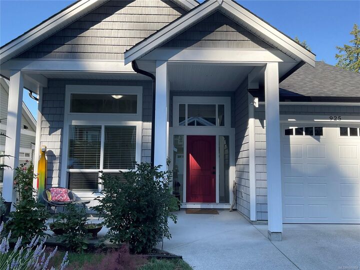 Property Photo: 925 Craig Rd BC V9G 2C4