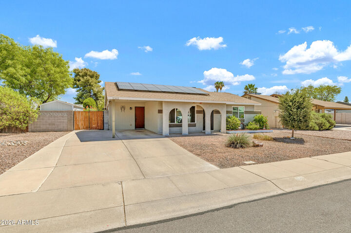 Property Photo:  2302 W McNair Street  AZ 85224 