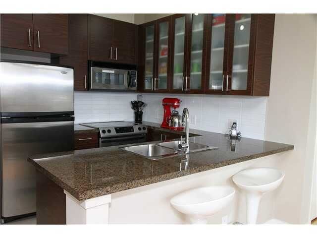 Property Photo:  2345 Madison Avenue 1906  BC V5C 0B4 