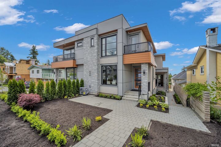 Property Photo:  946 Dansey Avenue  BC V3K 3G7 