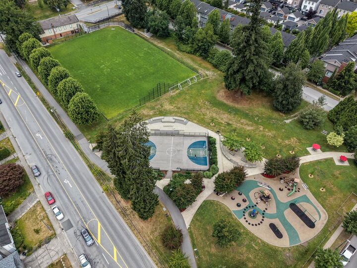 Property Photo: 1252 Victoria Drive BC V3B 2T9
