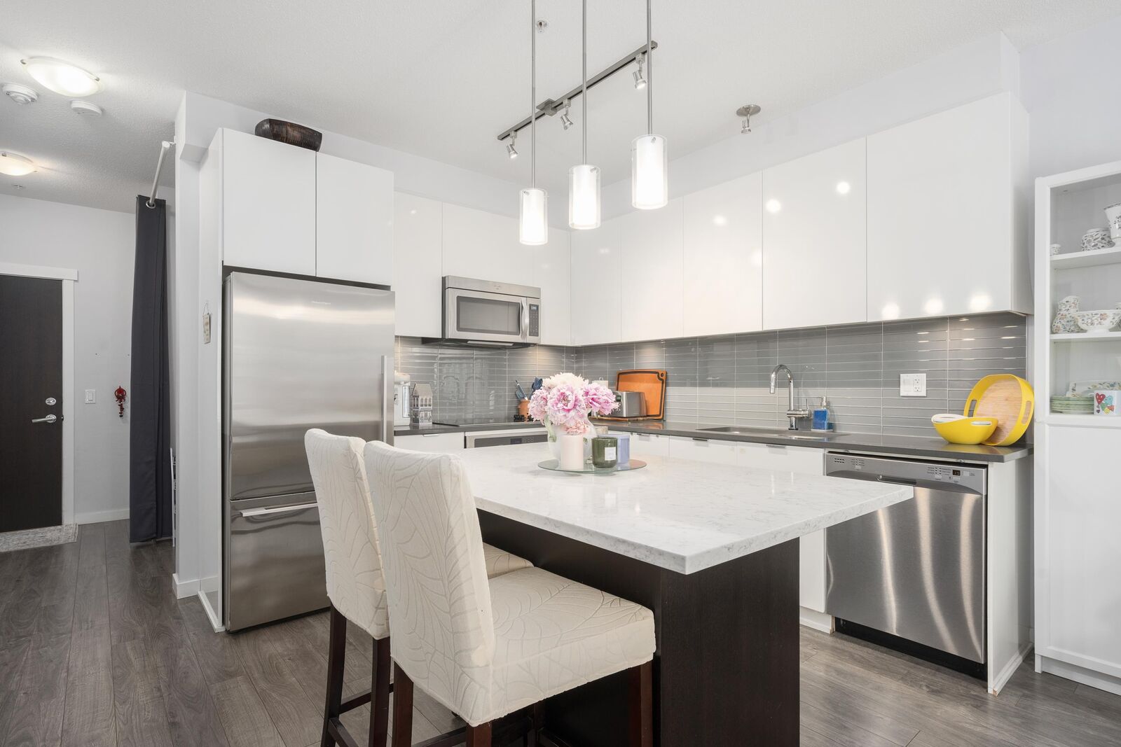 Property Photo:  2665 Mountain Highway 417  BC V7J 0A8 