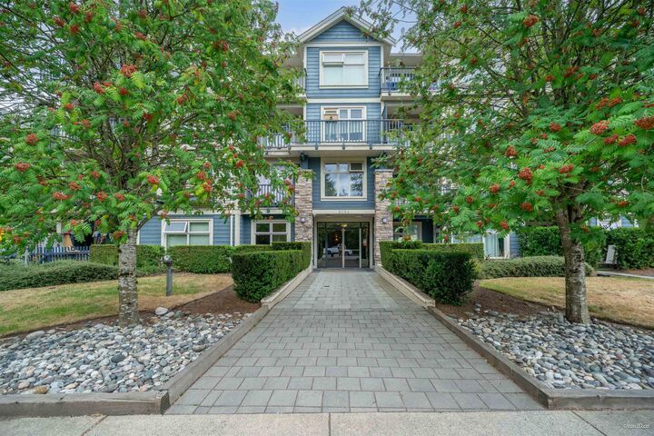 8084 120A Street 314 — photo 1