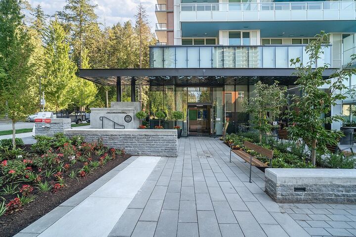 Property Photo: 5608 Berton Avenue 1809 BC V6S 0M6