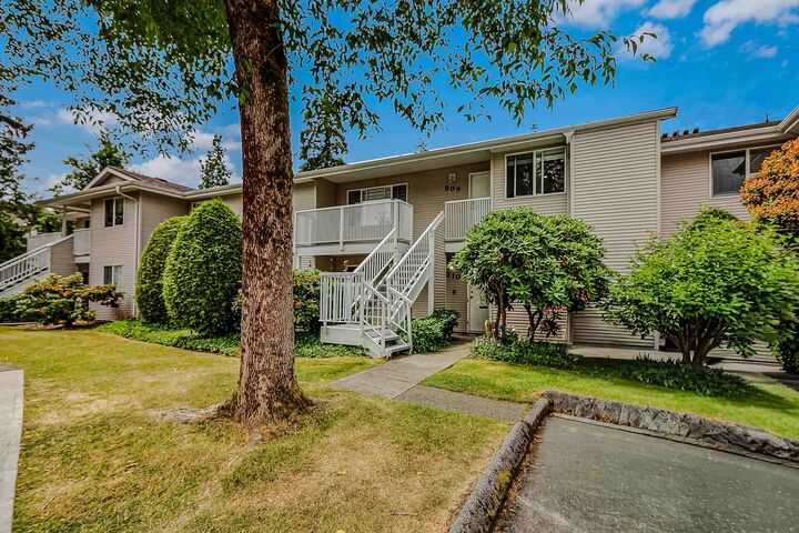 Property Photo: 13947 72 Avenue 209 BC V3W 2P6