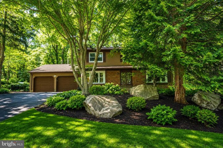 Property Photo:  11 Buffalo Run  NJ 08816 