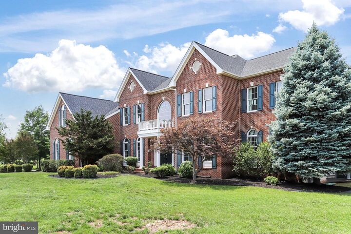 Property Photo:  43618 Parisville Court  VA 20166 