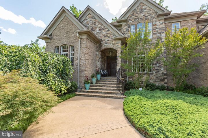 Property Photo:  6 Delahay Drive  VA 22401 