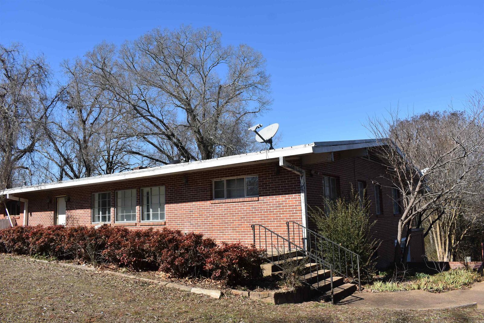 Property Photo: 3266 Hwy 36 W AR 72143
