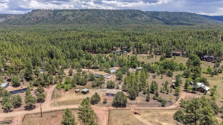 Property Photo: 505 S Running Elk Road AZ 85541