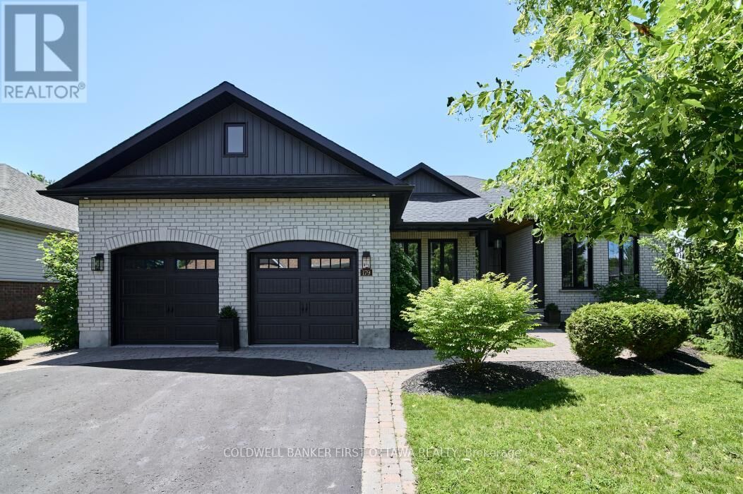 Property Photo: 179 Glenncastle Drive ON K0A 1L0