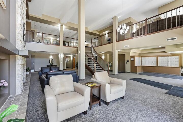 Property Photo:  1205 St Anne's Road  MB R2N 0C5 