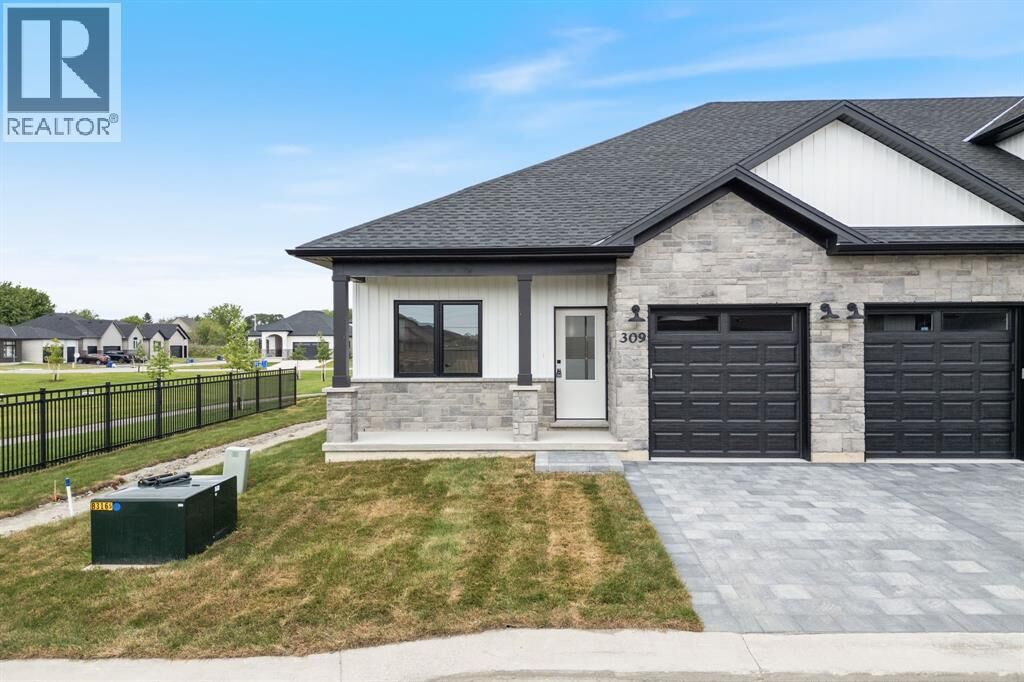 Property Photo:  520 Anise Lane  ON N7S 0G6 