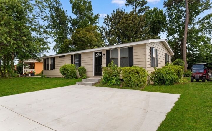 Property Photo:  1109 Forest Dr.  SC 29582 