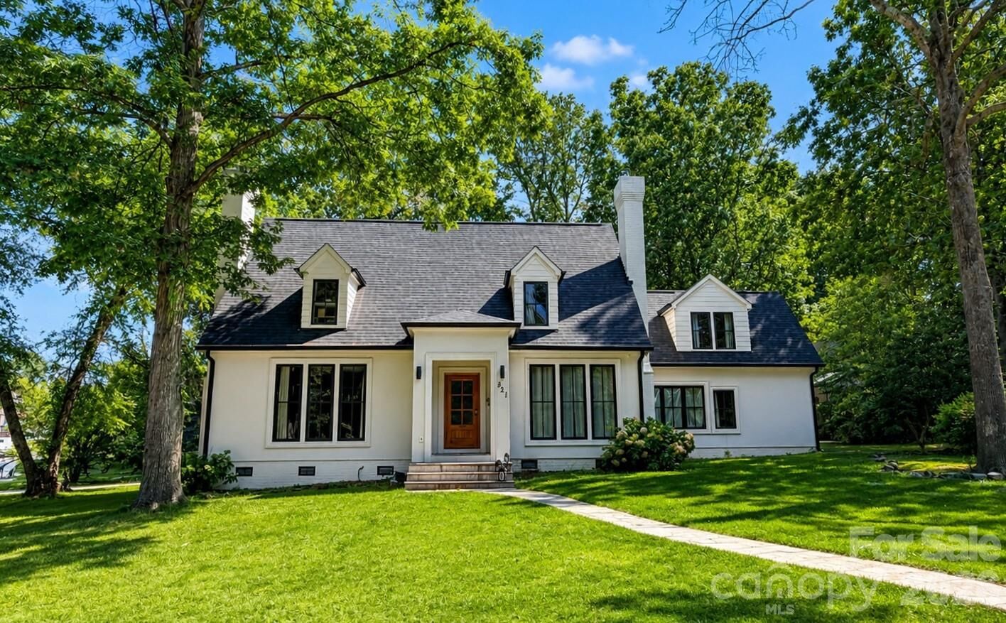 Property Photo:  821 Dare Court  NC 28054 