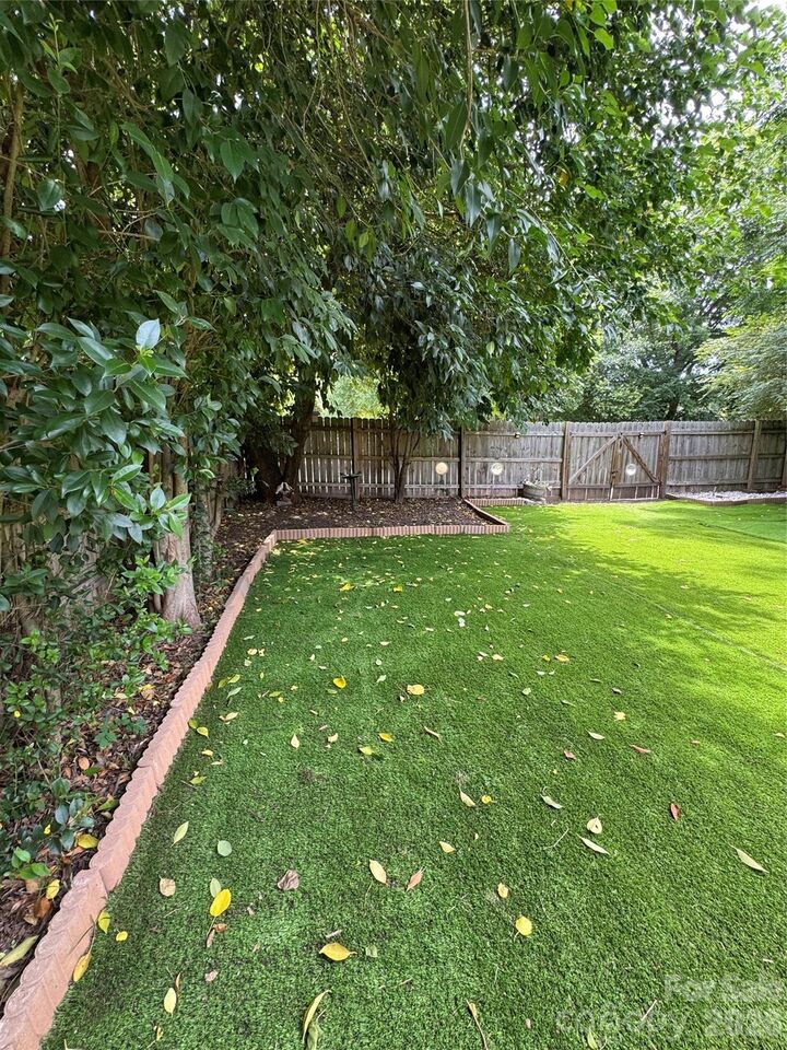Property Photo: 209 Pond Street SC 29730