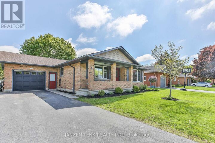61 Allen Street — photo 1