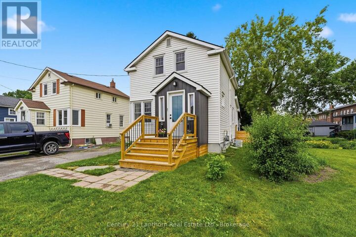 Property Photo: 70 Wilkins Street ON K8V 3M8