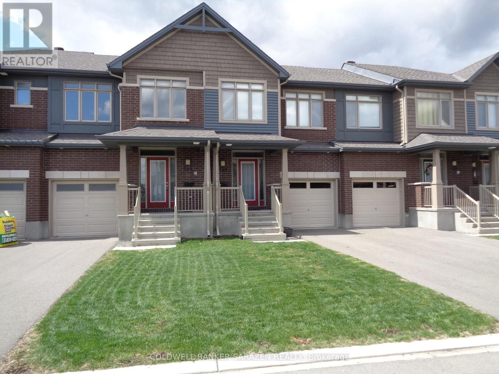 Photo de la propriété: 144 Hawkshaw Crescent South ON K2J 0J6