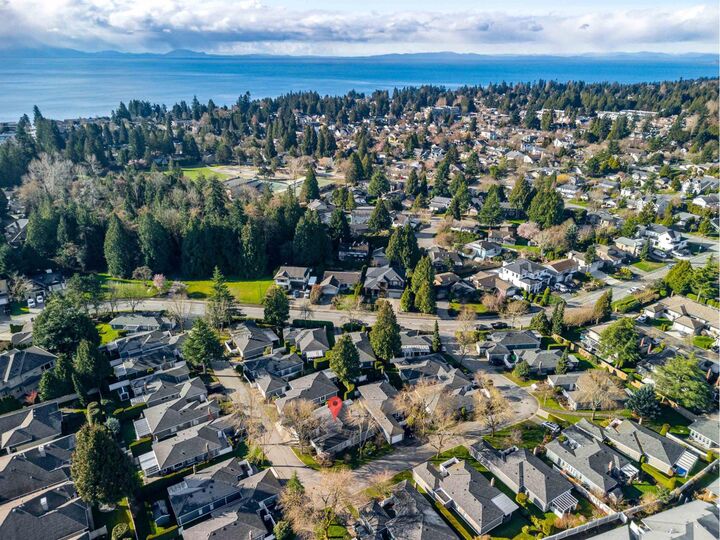 Property Photo:  14271 18A Avenue 113  BC V4A 7N8 