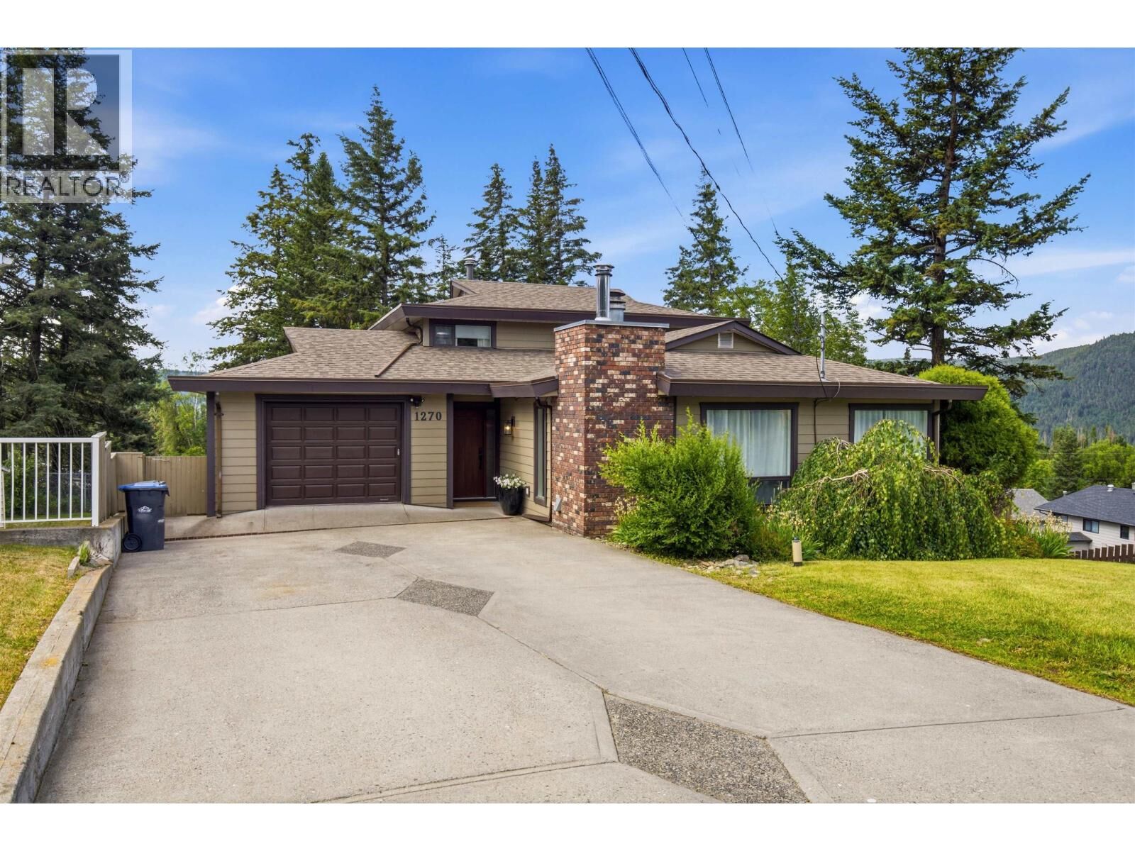 Property Photo:  1270 Resker Place  BC V2G 4H9 