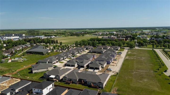 Property Photo: 804 Manitoba Avenue MB R1A 2C9