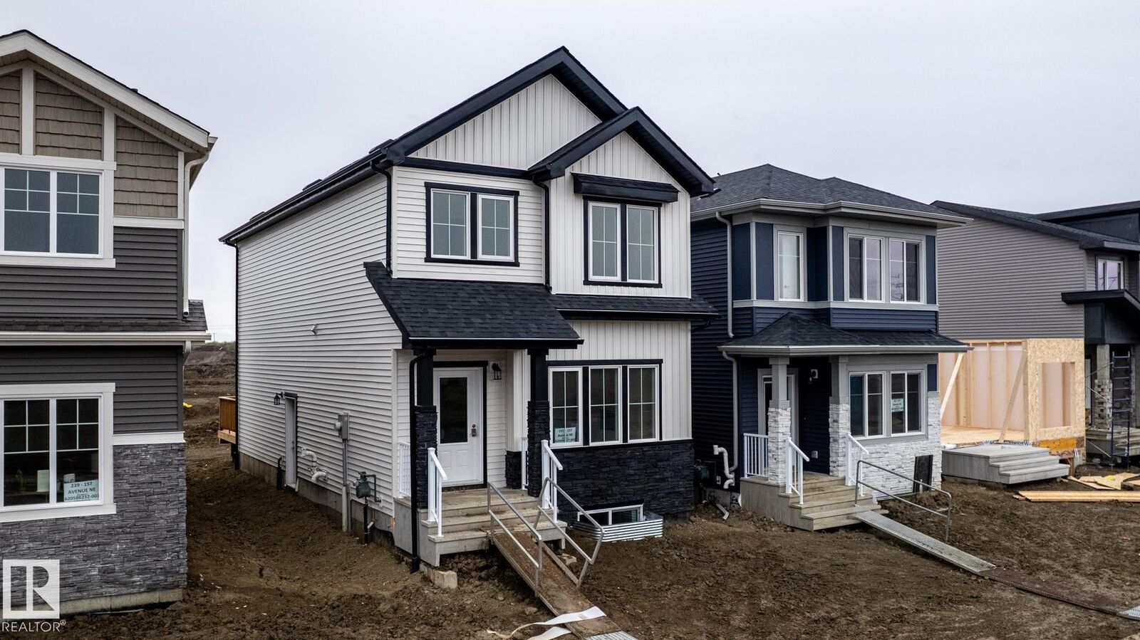 Property Photo: 235 157 Avenue NE AB T5Y 6K8