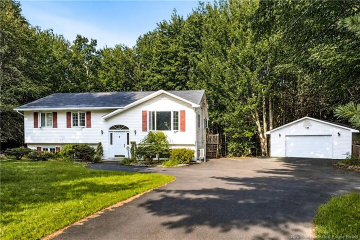 Photo de la propriété: 100 Rockwood Way NB E3A 6X4