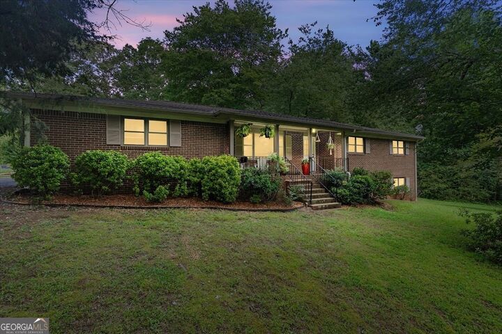 Property Photo:  102 Shelnutt Drive  GA 30110 